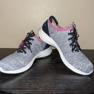 Skechers Ultra Flex Rapid Attention sneakers NWT